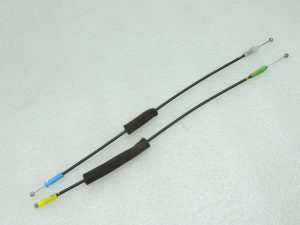 OE Toyota Corolla E21 aizmugurējās durvju slēdzenes trose 6973002330 6977002430