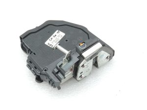 OE Toyota Corolla E21 aizmugurējā kreisā durvju slēdzene 6906002610