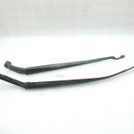 OE Toyota Corolla E21 priekšējie tīrītāju sviras komplekts 8521102430 8522102410