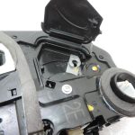 OE Toyota Corolla E21 aizmugurējā kreisā durvju slēdzene 6906002610