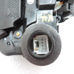 OE Toyota Corolla E21 aizmugurējās labās puses durvju slēdzene 6905002610
