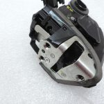 OE Toyota Corolla E21 aizmugurējās labās puses durvju slēdzene 6905002610