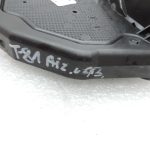 OE Toyota Corolla E21 aizmugurējās labās puses durvju slēdzene 6905002610