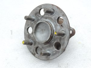 OE Toyota Corolla E21 riteņa rumba, riteņa gultnis, aizmugurē 4245002270