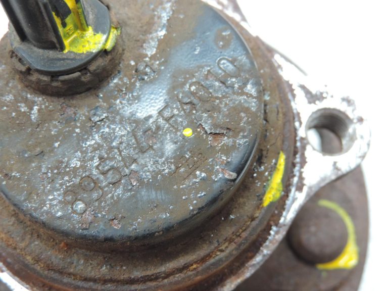 OE Toyota Corolla E21 riteņa rumba, riteņa gultnis, aizmugurē 4245002270