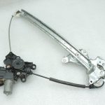 OE Toyota Corolla E21 priekšējā labā loga pacēlājs ar motoru 6982002741