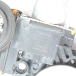 OE Toyota Corolla E21 priekšējā labā loga pacēlājs ar motoru 6982002741