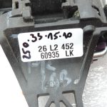 OE Toyota Corolla E21 ārējā durvju roktura stiprinājums priekšā pa labi 6920102320