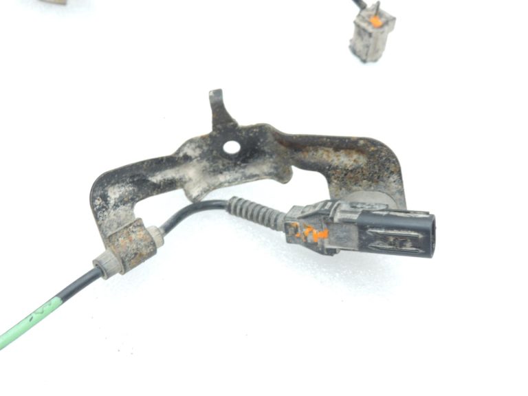 Oe Toyota Yaris IV XP210 apgriezienu sensora ABS kabelis, aizmugurē pa kreisi 89516K0030