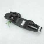 OE Toyota Corolla E21 ārējā durvju roktura kronšteins, aizmugurē labajā pusē 6920302400