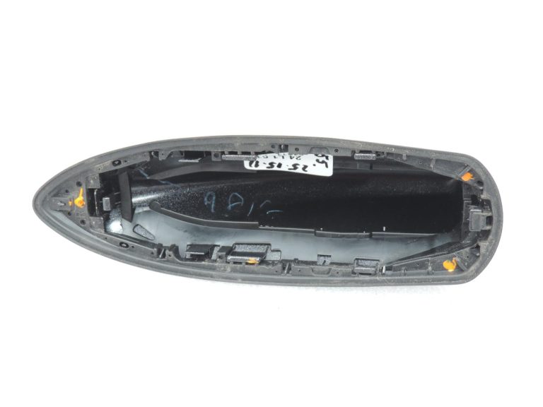Oe Toyota Yaris IV XP210 antenas pamatnes apvalks 86077K0010B1 krāsa 1G3