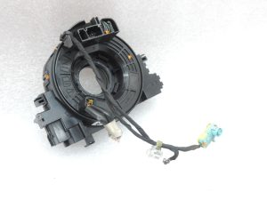 OE Toyota Corolla E21, RAV4 AL5, Yaris P21 spirālveida atsperes slīdošais gredzens 8430802100