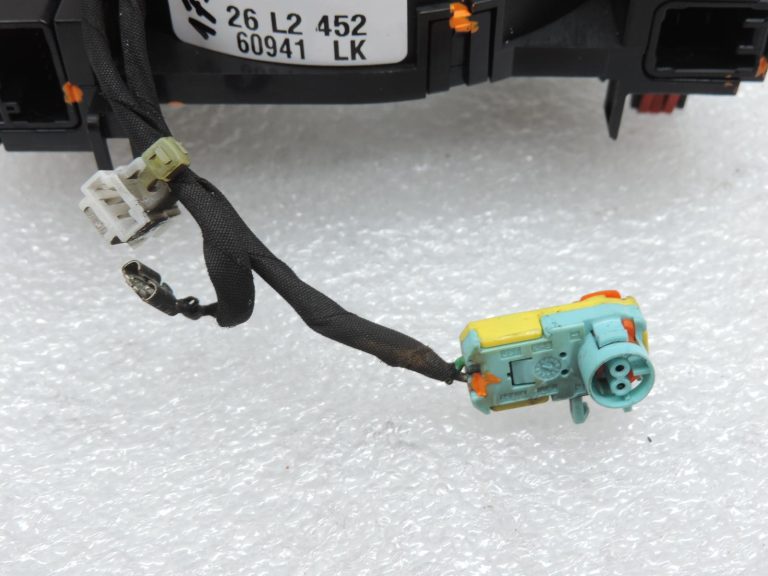 OE Toyota Corolla E21, RAV4 AL5, Yaris P21 spirālveida atsperes slīdošais gredzens 8430802100