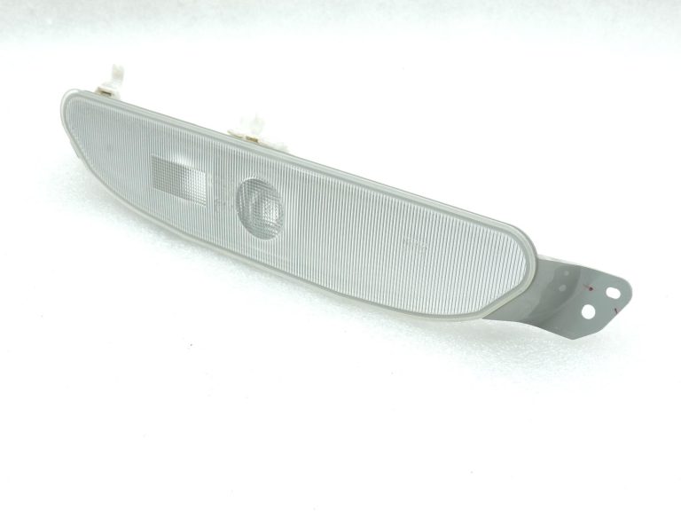Oe Toyota Yaris IV XP210 atpakaļgaitas luktura korpuss 81581K0130