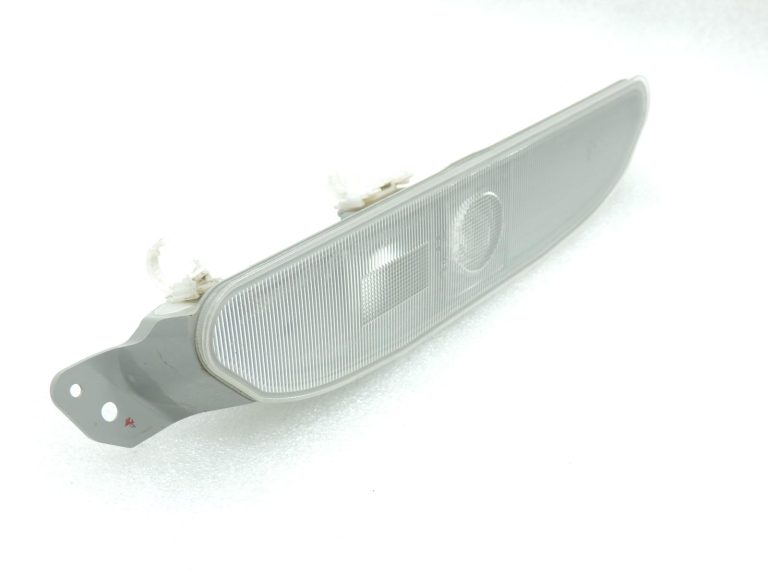 Oe Toyota Yaris IV XP210 atpakaļgaitas luktura korpuss 81581K0130