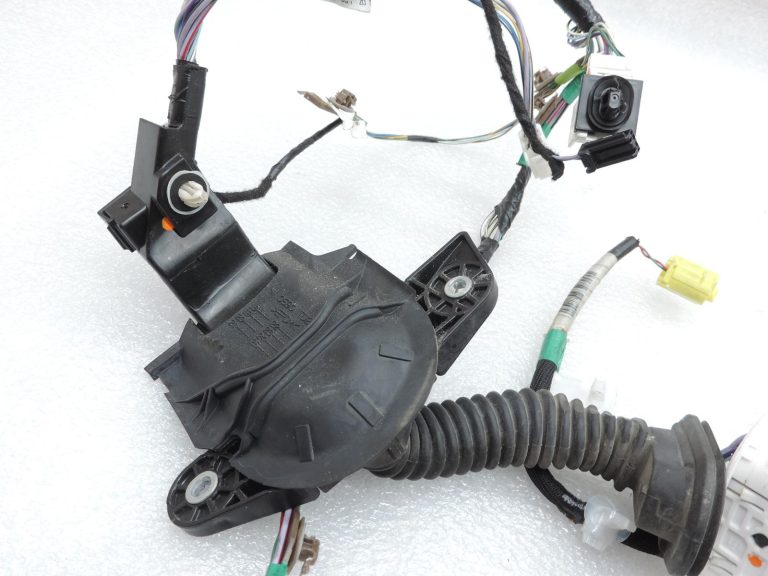 OE Toyota Corolla E21 priekšējā labās puses durvju vadu kopne 821510ZL80 Door wiring