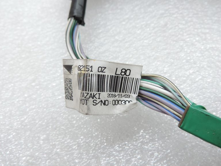 OE Toyota Corolla E21 priekšējā labās puses durvju vadu kopne 821510ZL80 Door wiring