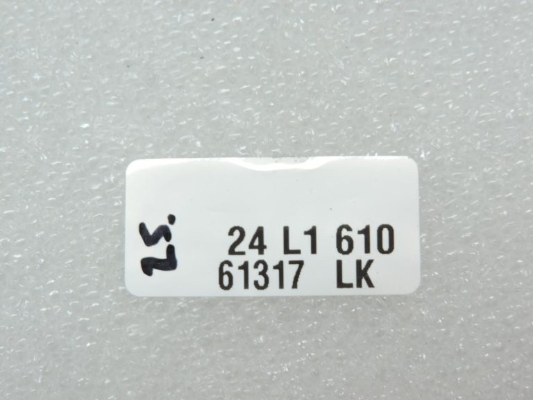 Oe Toyota Yaris IV XP210 LED lampa LED LR4B 8153615120 8196570010