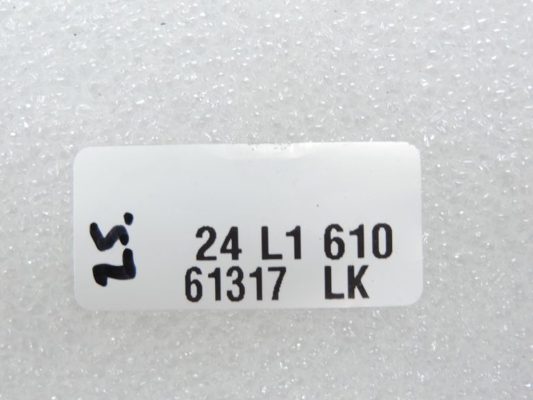 Oe Toyota Yaris IV XP210 LED lampa LED LR4B 8153615120 8196570010
