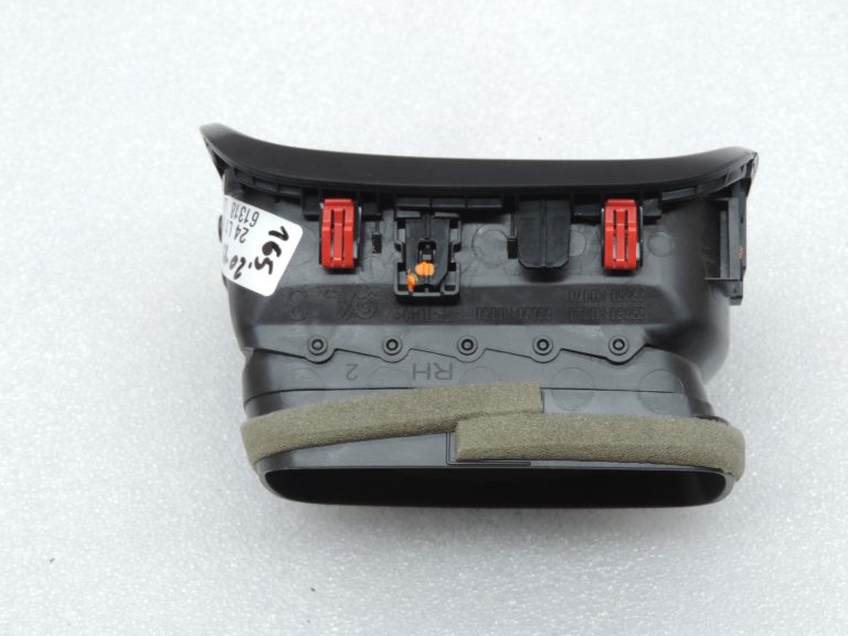 Oe Toyota Yaris IV XP210 paneļa gaisa pūtējs labajā pusē 55650K0050B0