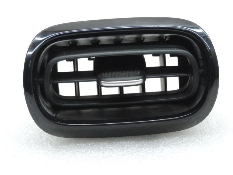 Oe Toyota Yaris IV XP210 instrumentu paneļa gaisa padeves sprausla (kreisajā pusē) 55660K0050B0