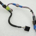 OE Toyota Corolla E21 aizmugurējās durvis, kreisā puse, 8215402D20 Durvju vadu kopne