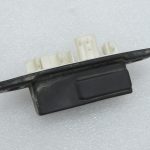 Oe Toyota Yaris IV XP210 bagāžnieka vāka slēdzis, bagāžnieka vāka rokturis 84840F4010