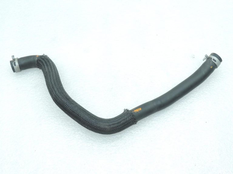 Toyota Corolla E21 1,2i 8NRFTS apkures dzesēšanas šķidruma caurule 8724502R30