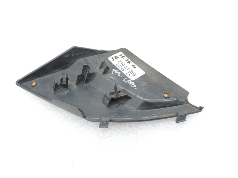 Oe Toyota Yaris IV XP210 priekšējais labais spārna apvalks 538660D300