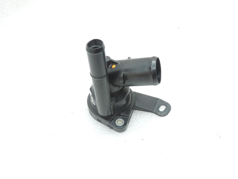 Toyota Corolla E21 1,2i 8NRFTS termostata korpuss 1603147030 termostats