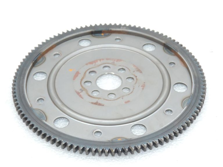 Toyota Corolla E21 1,2i 8NRFTS benzīna motora svārsta disks 3210112100