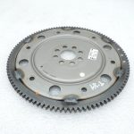 Toyota Corolla E21 1,2i 8NRFTS benzīna motora svārsta disks 3210112100