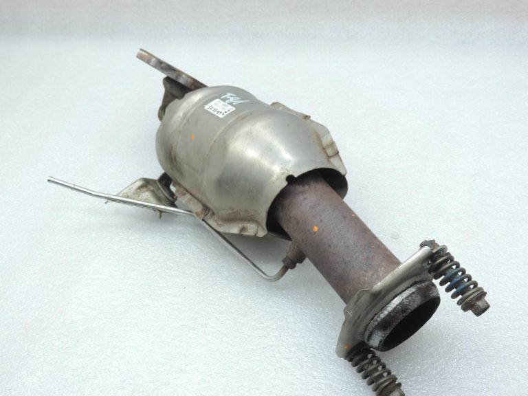 Toyota Corolla E21 1,2i 8NRFTS benzīna katalizators 2505147190