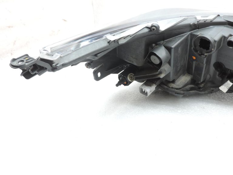 OE Toyota Corolla E21 priekšējais kreisais LED lukturis 8115002S60