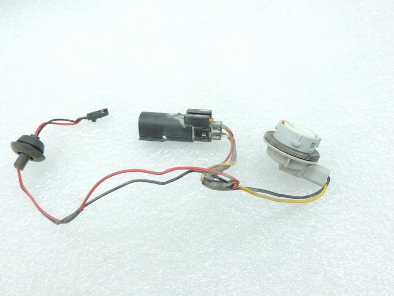 OE Opel Zafira C LED spuldzes turētājs aizmugurējai lukturim, ārējais