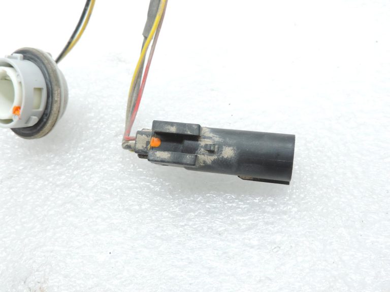 OE Opel Zafira C LED spuldzes turētājs aizmugurējai lukturim, ārējais