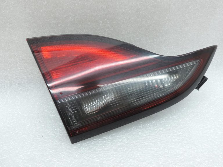 OE Opel Zafira C LED aizmugurējais lukturis, LED, kreisais, iekšējais, 13292358