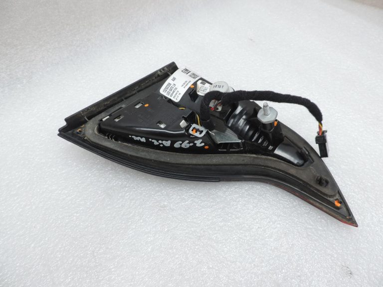 OE Opel Zafira C LED aizmugurējais lukturis, LED, kreisais, iekšējais, 13292358