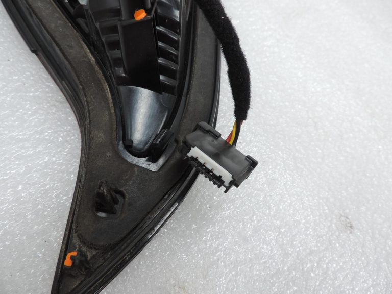 OE Opel Zafira C LED aizmugurējais lukturis, LED, kreisais, iekšējais, 13292358
