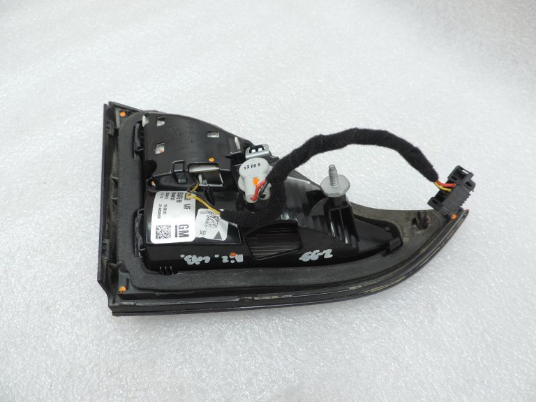 OE Opel Zafira C LED aizmugurējais lukturis, LED, labais, iekšējais, 13292359