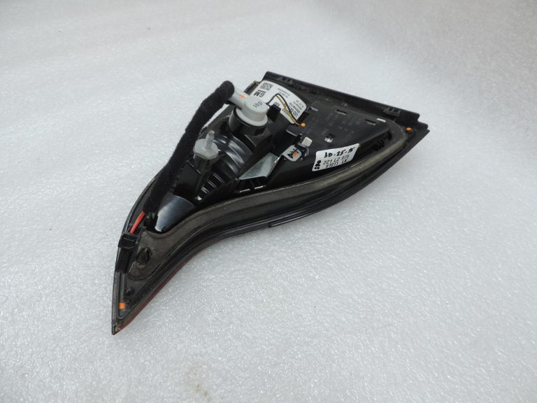 OE Opel Zafira C LED aizmugurējais lukturis, LED, labais, iekšējais, 13292359