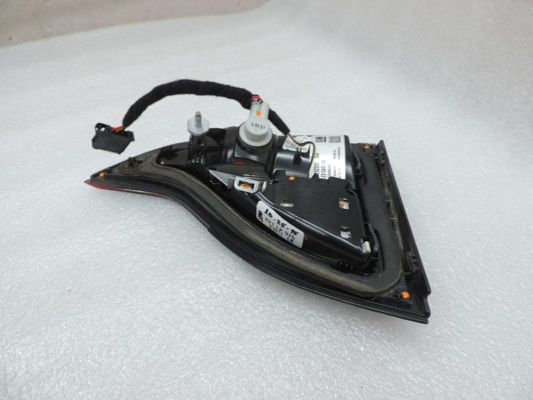 OE Opel Zafira C LED aizmugurējais lukturis, LED, labais, iekšējais, 13292359