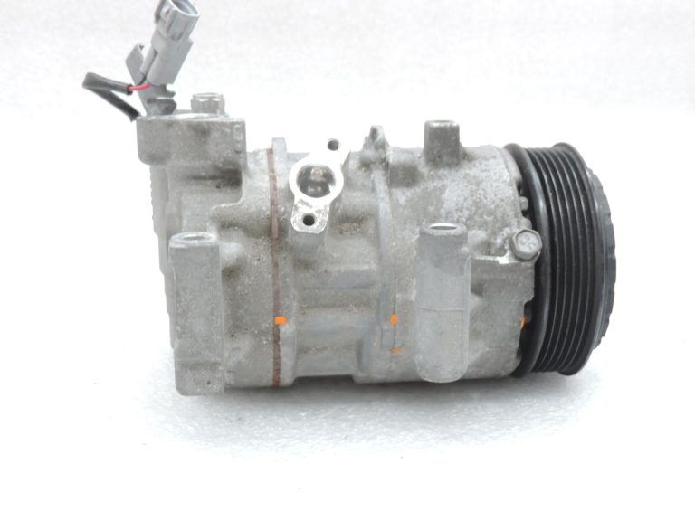 OE Toyota Corolla E21 1,2i 8NRFTS gaisa kondicionēšanas kompresors AC sūknis 8831002C00