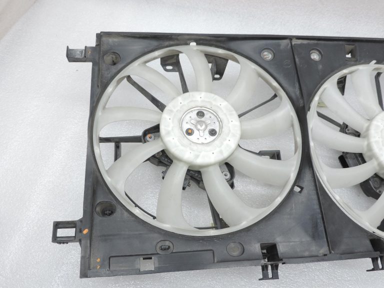 OE Toyota Corolla E21 1,2i 8NRFTS dzinēja ventilatora radiatora difuzors 167110Y260