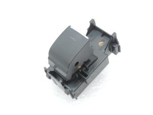 OE Toyota Corolla E21 aizmugurējo logu pacēlāju slēdzis 8481002250