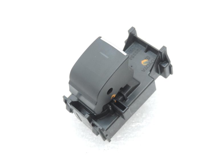OE Toyota Corolla E21 aizmugurējo logu pacēlāju slēdzis 8481002250