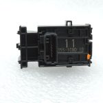 OE Toyota Corolla E21 aizmugurējo logu pacēlāju slēdzis 8481002250