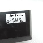 OE Toyota Corolla E21 akumulatora drošinātāju kārbas vāciņš 82621F4010