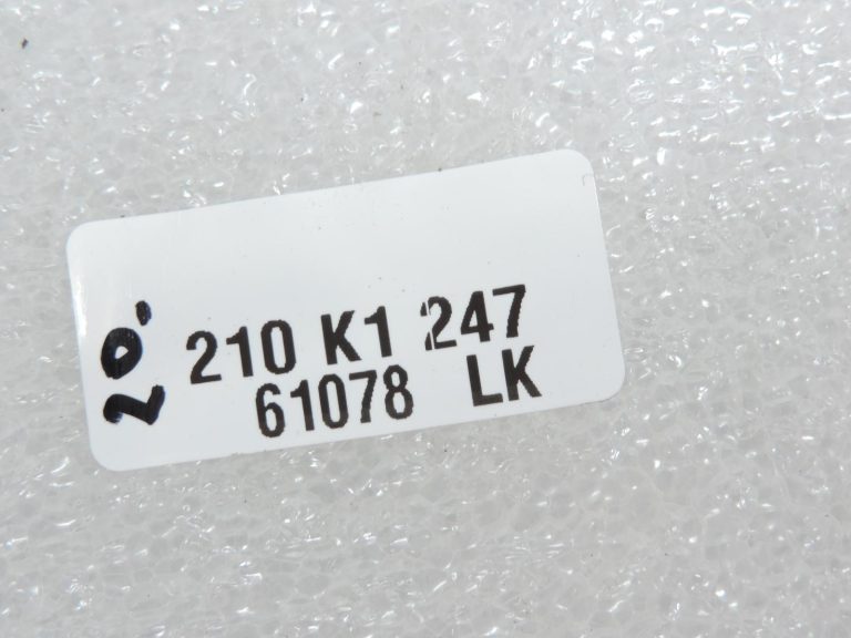 OE Toyota Corolla E21 bremžu gaismas slēdzis, bremžu pedāļa slēdzis 8434009370