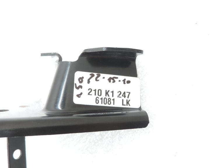 OE Toyota Corolla E21 akumulatora stiprinājuma skava 7440502100